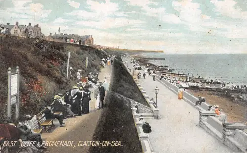 uk27399 east cliff and promenade clacton on sea uk