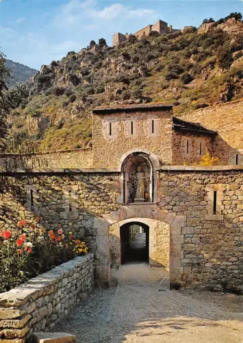 BT4233 Villefranche de conflent porte st pierre avec Statue Frankreich