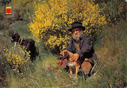 BF1794 Ziegenarten une vieux berger et son fidele compagnion france