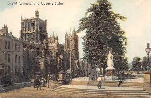 uk30876 bristol cathedral and queens staute uk