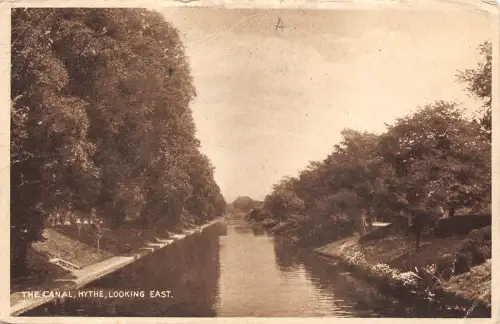 BR63215 the canal hythe looking east uk