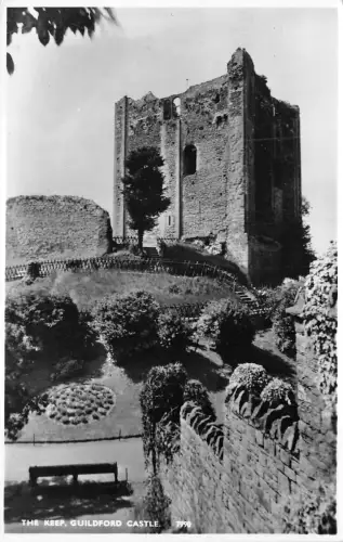 BR60217 the keep guildford castle echtfoto uk