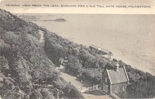 uk30600 Ansicht vom Leas Pier und alten Mautstellenhaus Folkestone Echtfoto UK