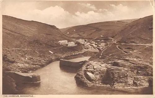 uk15889 the harbour boscastle real photo uk