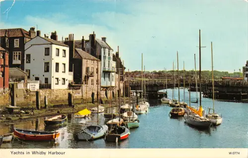 uk10256 yachten in withty harbour uk