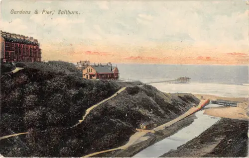 uk15740 gardens and pier saltburn uk