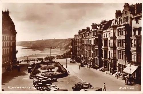 uk12701 st nicholas cliffs scarborough echtfoto uk