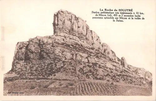 BF7526 la roche de solutre Bahnhof Prehistorique Tre in Frankreich Frankreich