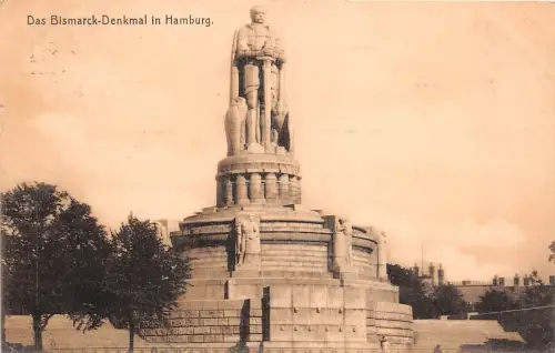 B94920 das bismarck denkmal in hamburg deutschland