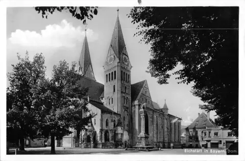 B98384 eichstatt in bayern dom echtfoto deutschland