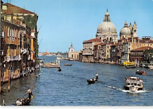 BT1695 venezia canal grande cupole della salute italy