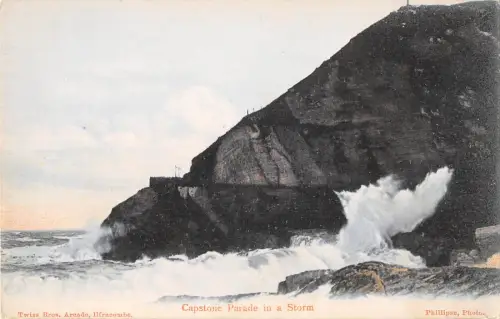 uk15031 capstone parade in a storm ilfracombe uk