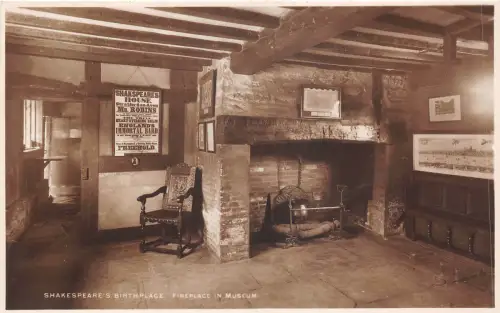br108815 Kamin im Museum Shakespeares Geburtsort UK