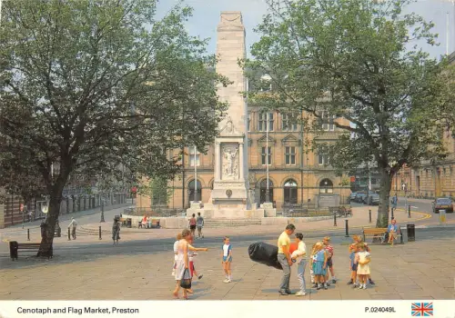 B96618 Kenotaph and Flag Market Preston UK