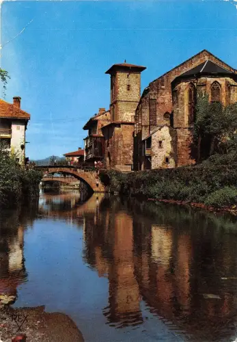 BF1821 st jean pied de port la nive l eglise france