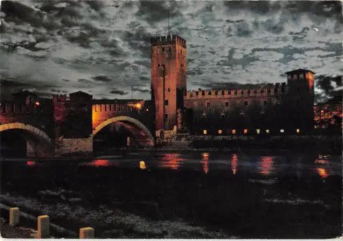 BT1015 verona ponte scaligero notturno italy