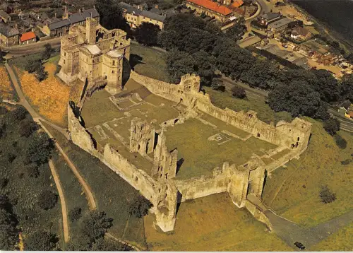 B100526 warkworth castle northumberland uk