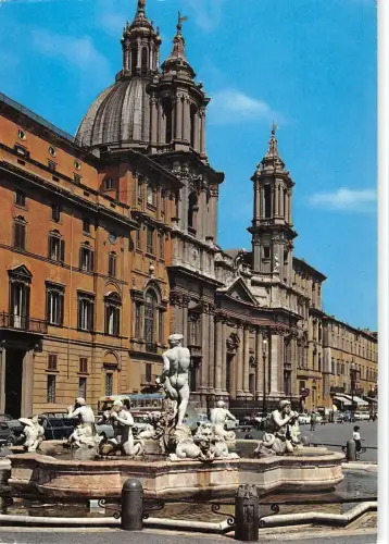 BT1664 roma piazza navona italy