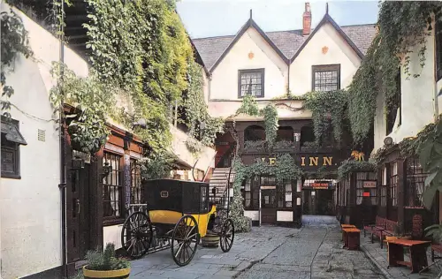 B89027 new inn gloucester uk 14x9cm