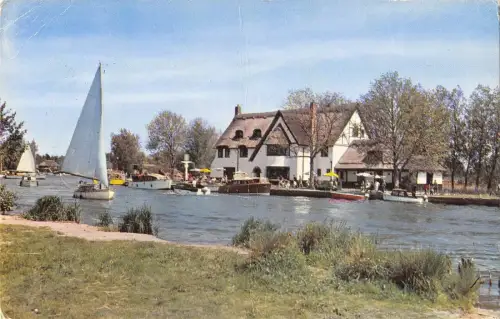 BR78011 norfolk broads the river bure at horning ferry uk 14x9cm