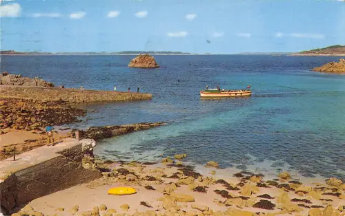 uk9490 Vergnügungsboot Ankunft in St Agnes Scilly UK