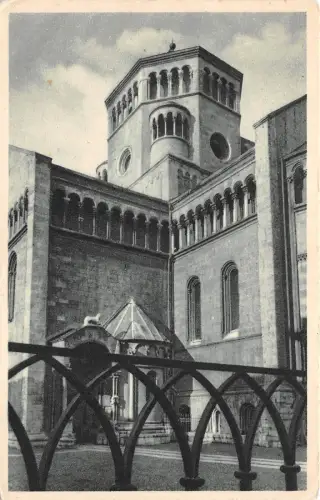 BG25410 trento particolare del duomo italy