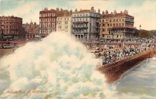 uk15220 rough sea at brighton uk