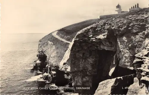 BR87689 Tilly Whim Höhlen und Leuchtturm Schwanage Echtfoto UK