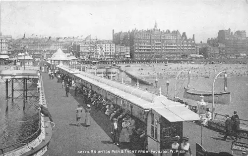 BR58211 Brighton Pier und Front von Pavilion UK