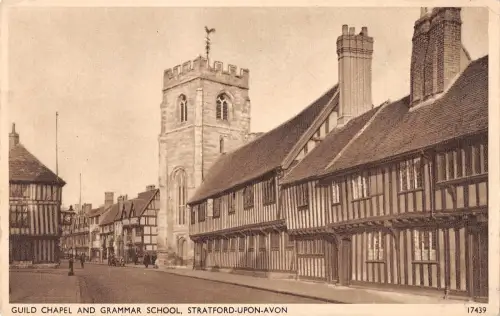 BR87725 Zunftkapelle und Gymnasium Stratford upon Avon UK