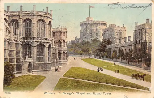 BR65481 Windsor St George S Chapel and Round Tower UK