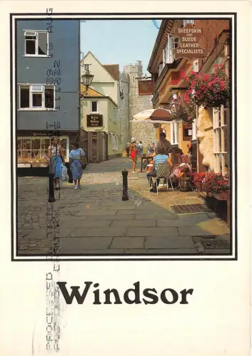 Lot242 UK Windsor Lammfell und Wildleder Leder Spezialist Leder Shop Berkshire