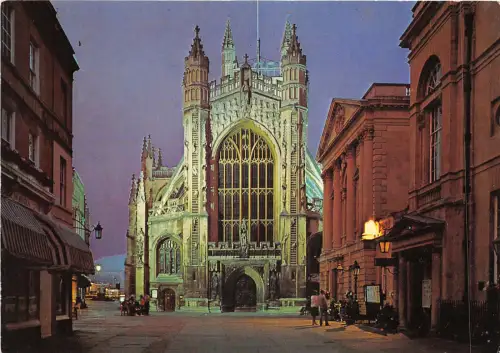 uk49738 Flutlichtansicht der Abtei und Pumpraumbad UK