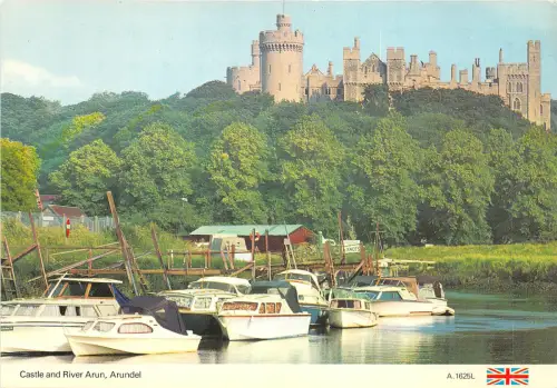 uk49659 castle and river arun arundel uk