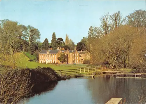 B099980 Brennnesselkämmenhof vom Pfarrteich aus gesehen UK