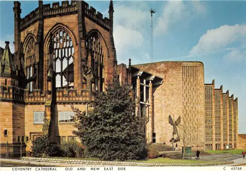 uk49558 coventry cathedral old and new east side uk