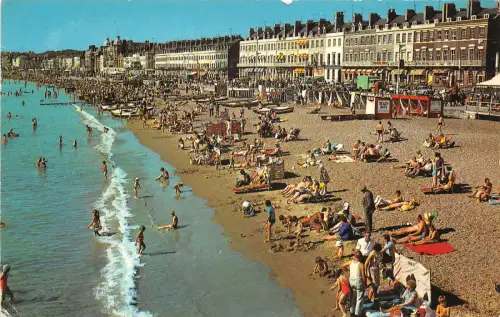 uk48063 Promenade und Sand vom Pier Weymouth UK