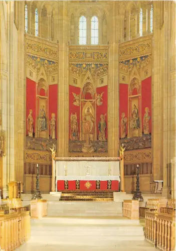 uk44219 altar and tapestries lancing college chapel uk