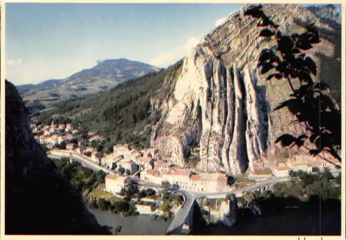 BF923 sisteron cite medievale France