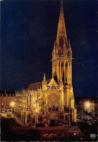 BR54501 Caen l eglise st pierre illumine france