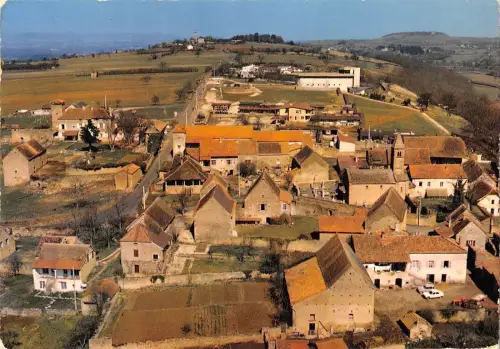BR84498 taize village avec eglise romane france
