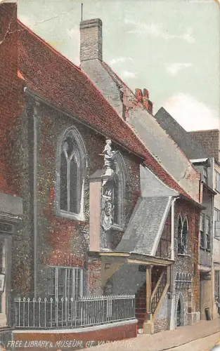 uk22003 free library and museum gt yarmouth uk