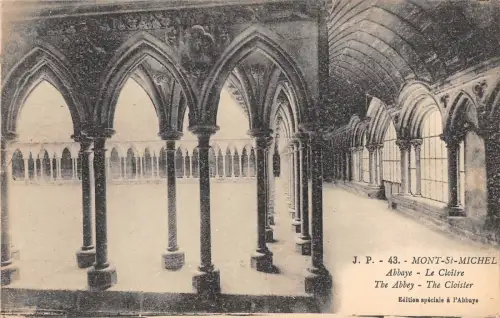 BF7849 abbaye le cloitre mont saint michel france 2