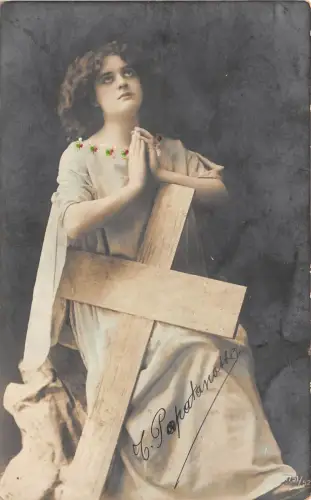 B39328 Ordensfrau femme