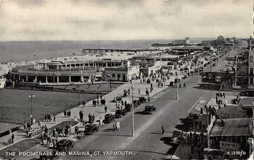 BR68016 the promenade and marina gt yarmouth real photo uk