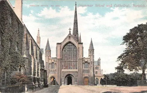 uk20655 gymar school and cathedral norwich uk