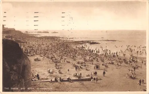 uk26190 sands and jetty cliftonville real photo uk