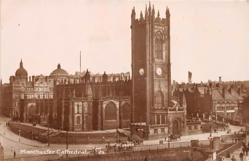 BR59551 Manchester Cathedral Wagen UK Echtfoto