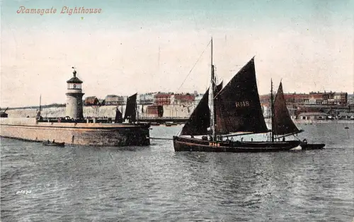 uk17059 lighthouse ramsgate uk