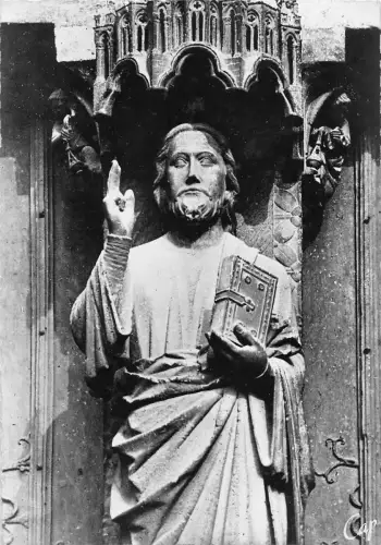 BT6799 Amiens la cathedrale la beau dieu France